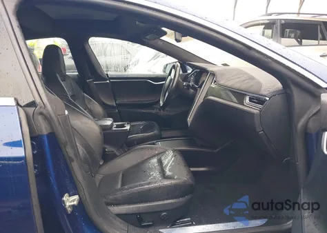 2016 Tesla Model S 60D/70D/75D/85D/90D z USA, uszkodzony, nr VIN 5YJSA1E23GF153845